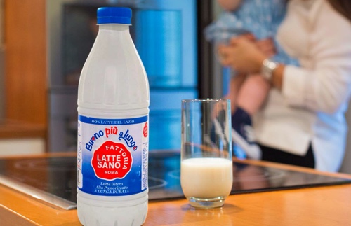 fattoria latte sano bottiglie pet