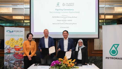 accordo licenza petronas plastic energy
