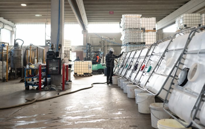 interno stabilimento repack