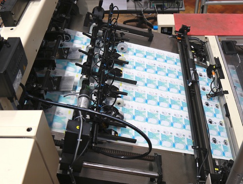 stampa banconote di plastica